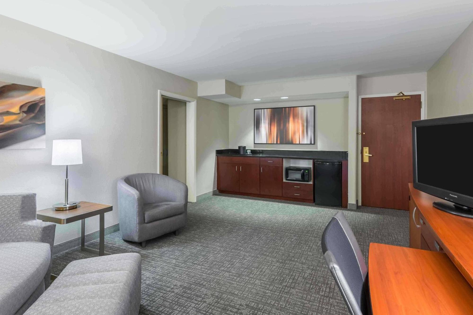 Courtyard Knoxville Cedar Bluff Экстерьер фото