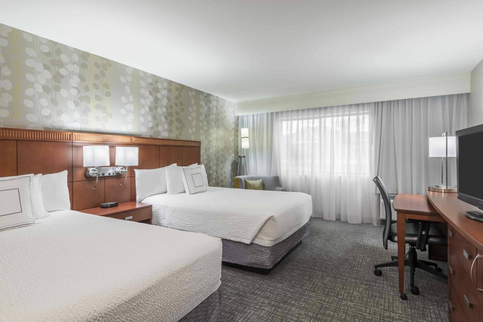 Courtyard Knoxville Cedar Bluff Экстерьер фото